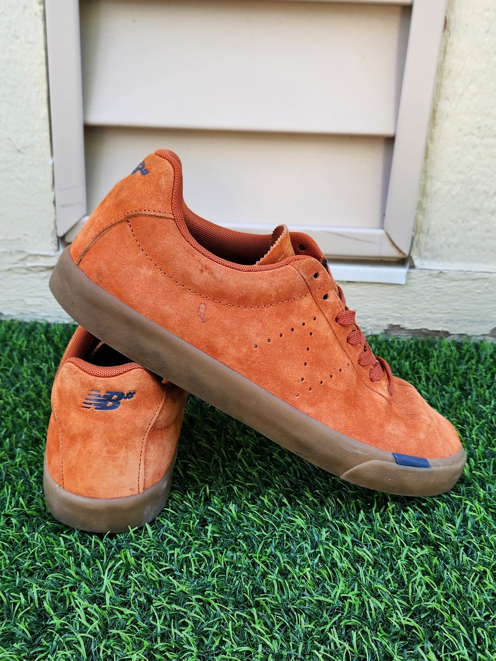 New Balance Numeric 22 Burnt Orange Suede Skate Shoes Size 10